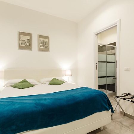 Aeterna Rooms Collection Guesthouse Rome Exterior photo